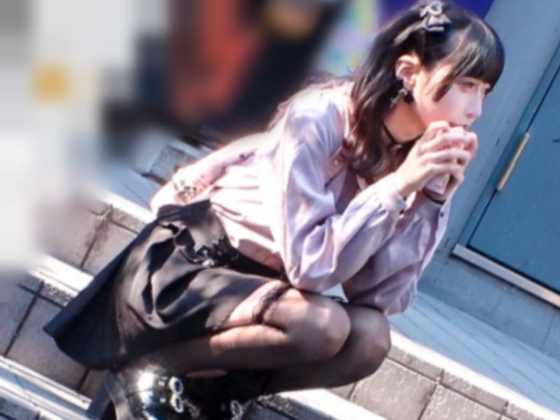 ［お顔金メダル/コンカフェ姫］視てぇM字開脚オナ！ピエン系がラブホに連れ込まれ逆ハーレム遊びしちまう、エロ動画WWWWWWWWWWW