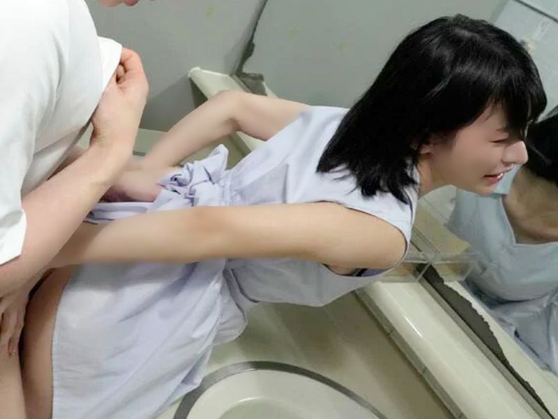 ［中出しガンギマリ/性悪娘］らめぇお膣射精しちゃ！悪さほ繰り返したプリケツがヤバイやつに拉致され種付けされるエロ動画WWWWWWW