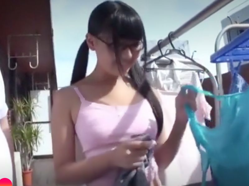 「野外…フェラ喰い/パイスラ乙女」じゅるぅイカ臭いの美味しい！自己主張するデカパイが巨漢のザーメンを受け止めるエロ動画WWWWWW